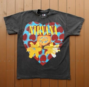 ¥1スタ オークション ニルヴァーナ ハートシェイプドボックス Tシャツ L BJORK NIRVANA NIN NINE INCH NAILS SONIC YOUTH