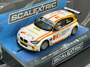 No.122 SCALEXTRIC BTCC BMW 125 Series 2015 IHG, No.111, Andy Priaulx [新品未使用 1/32スロットカー]