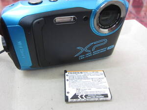 FinePix XP140 （スカイブルー）　　中古　バッテリー純正