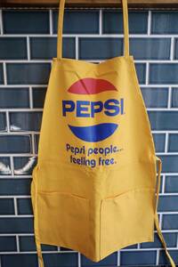 新品　PEPSI ペプシ　エプロン　YELLOW　キッチン　世田谷ベース　アメリカンハウス　インテリア　ロゴ　カフェ　ダイナー