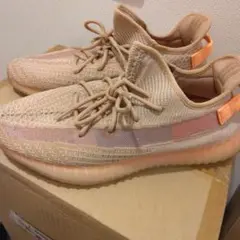 海外限定品　Yeezy Boost 350 V2 ベージュ/ピンク　EG7490