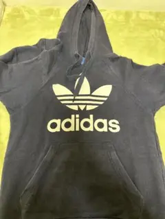 adidas original パーカー