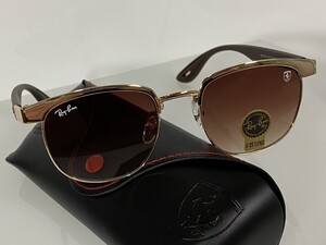 サングラス　Ray-Ban × Ferrari　コラボ　ゴールド×ブラック　ゴールドレンズ　専用ケース付