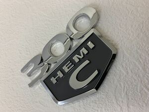 HEMI C 300 3Dアルミエンブレム　ドレスアップ　新品　社外品