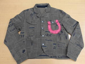 激レア本人期アーカイブ！ John Galliano News Paper Denim Jacket ジョンガリアーノニュースペーパーデニムジャケットSIZE 50