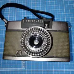 OLYNPUS PEN EE-2 オリンパス ハーフサイズカメラ 1968年発売