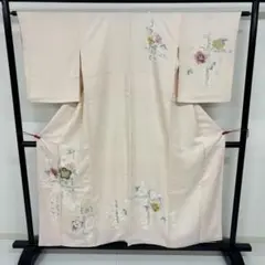 スモールサイズ 付け下げ 正絹 花にワンポイント刺繍 袷 U-821