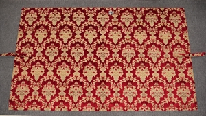 センターカーテン 　オスカー　赤　レッド　縦1400×幅1180　２枚　柄合