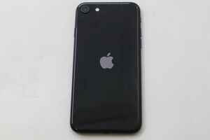 【全額返金保証】【最速発送】iPhone SE 第2世代 MXD02J/A 128GB ブラック au 動作確認済