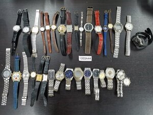 1203A44　腕時計　ジャンク品　おまとめ33点　ELLE　QUARTZ　など　 ※動作未確認