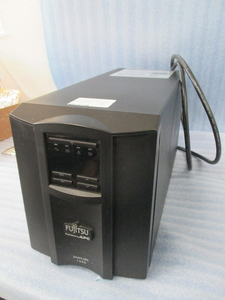 ★Kぬな5379 FUJITSU 富士通 Smart-UPS1500 FJT1500J 無停電電源装置 UPS ラインインタラクティブ給電 緊急時 周辺機器 来店/発送