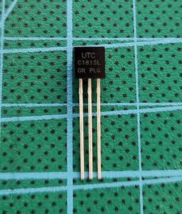 UTC　2SC1815L　トランジスタ　50個　新品　/2406104