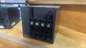 動作確認済　QNAP キューナップ NAS TS-469PRO NAS-469G（OEM品）　QTS書き換え済 WD red 3TB*4個　合計12TB