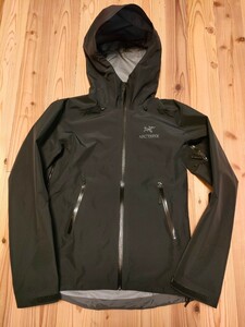 アークテリクス Beta LT Jacket Men