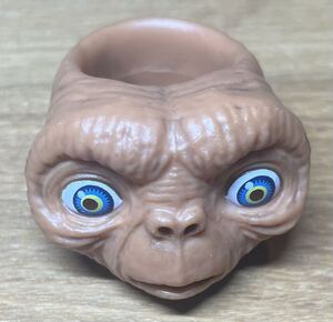 E.T. フェイスリングコレクション　好奇心旺盛なE.T.