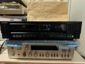 【動作品】SONY製CDプレーヤー CDP-333ESD リモコン付き