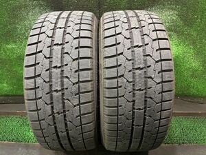 TOYO　オブザーブガリットGIZ　235/45R17　2本　9.5ｍｍ　溝あり　スタッドレスタイヤ　22年製