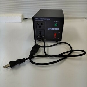 c116 ポータブルトランス 変圧器 降圧 昇圧兼用型 ジャンク品 DT-200VA LVYUAN SINE WAVE STEP UP & DOWN TRANSFORMER