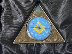 フリーメイソン Freemasonry 置時計 テイキング・グッド・メン 三角 展示未使用品　