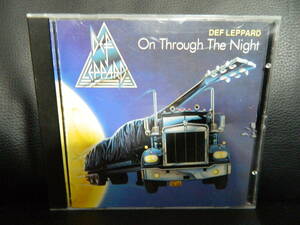 (17)　 DEF LEPPARD　　/　 On Through The Night　　 　輸入盤　 　 ジャケ、経年の汚れあり　　