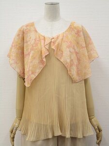 美品 リエンダ rienda 半袖 Vネック シフォンカットソー FREE ベージュ×オレンジ×レッド 花柄/ベージュ