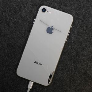 Apple iPhone 8 64GB ホワイト　ジャンク品　SIMフリー