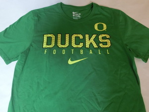 USA購入 激レア ナイキ【Nike】USカレッジ【OREGON DUCKS】オレゴン大学ダックス 【DUCKS FOOTBALL】ロゴプリントTシャツUS L 緑