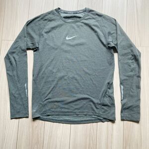 美品 難有 送料無料★NIKEナイキ★DRI-FITランニング長袖Tシャツ/メンズLサイズカーキグレー★速乾 ドライジムトレーニングスポーツウェア