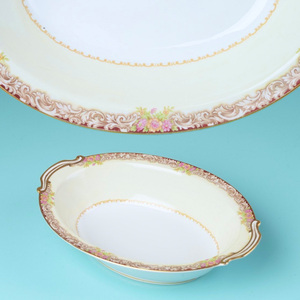 M-17 オールドノリタケ／Noritake「 金彩花文深皿／Noritake-China-月桂樹-M（リボン付）印」日本陶器会社 ボーンチャイナ 