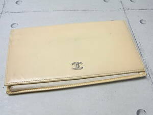 CHANEL/シャネル　二つ折り長財布　製造No.7528151　USED