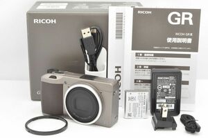 ほぼ新品★RICOH リコー GR III Diary Edition メタリックウォームグレー コンパクトデジタルカメラ★元箱付き R2534