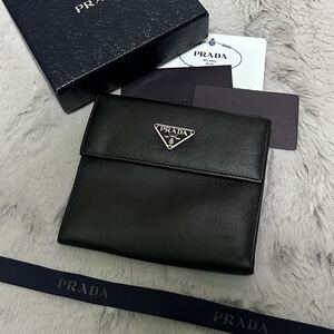 美品　PRADA プラダ　折り財布　サフィアーノレザー　三角ロゴプレート