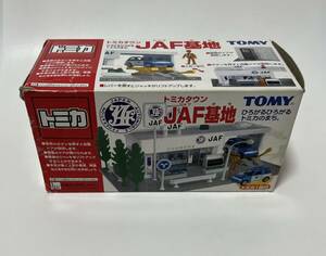 TOMY トミカタウン JAF基地 トミカ（三菱パジェロ）1台付き