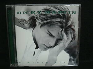 【中古CD】 RICKY MARTIN / A MEDIO VIVIR / リッキー・マーティン