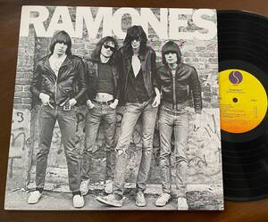 輸入盤(US)★LP　RAMONES　／RAMONES ・Rock＆Roll・Punk・ハードロック★レコード番号: SR 6020 NP