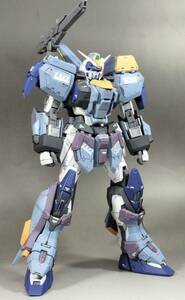 MG1/100デュエルガンダムアサルトシュラウド 改造パーツ　徹底改修全塗装　完成品　プラモデルフィギュアイザーク・ジュール搭乗機ガンプラ