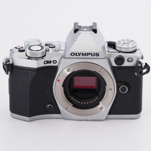 OLYMPUS オリンパス ミラーレス一眼カメラ OM-D E-M5 MarkII ボディー シルバー E-M5 MarkIIBody SLV #9819