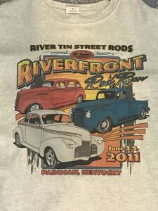 Riverfront Rod Run Tシャツ