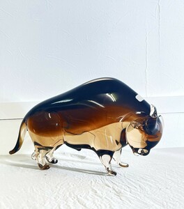 M2782【美品！】イタリア MURANO GLASS BISON ムラノガラス ヴェネチアンガラス バイソン 雄牛 オブジェ インテリア　重厚感