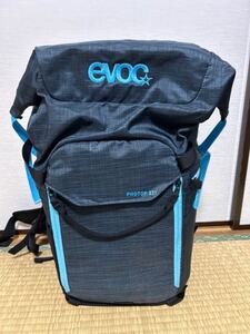 evoc バックパック デイバッグ スノーボード カメラバッグ パッド入り GoPro ドローン の持ち運びにも 少しですが撥水性もあります