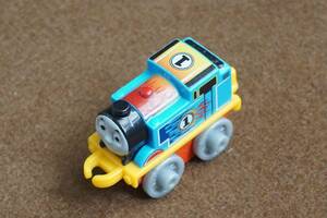 MATTEL(マテル)良品 ★ ミニミニトーマス ☆ レーシングトーマス ★ ミニカー