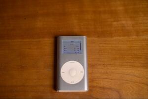 iPod mini シルバー4GB