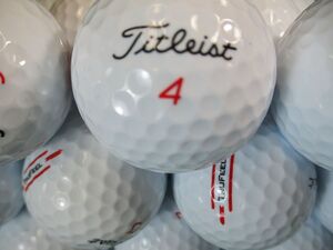 1127【特A級】タイトリスト Titleist -TRUFEEL- 50個