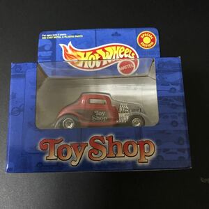 送料込：未開封：ホットウィール 32’FORD Toy Shop ミニカー