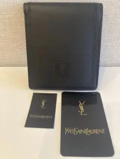 Yves Saint Laurent 二つ折り財布 黒