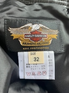 ハーレーダビッドソン　レザーパンツ　ブラック　W３２　HARLEY-DAVIDSON　美品中古品　　皮パンツ