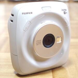 富士フイルム(FUJIFILM) instax SQUARE SQ20 ハイブリッドインスタントカメラ/撮影後に画像を選んでプリント可能/マイクロSD対応/送料無料