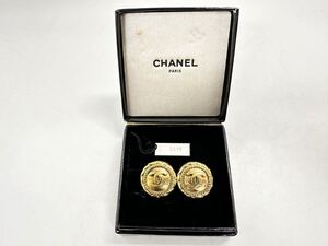 【1山5】 1円スタート CHANEL シャネル ココマーク イヤリング ゴールドカラー アクセサリー 重さ 約14.96g ケース付き