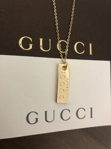 GUCCI グッチ　ロゴチャーム　ゴールド　ネックレスチェーンプレゼント