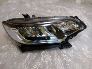 FIT フィット ハイブリッド GP5/GP6 後期 右ヘッドライト LED STANLY W3674 N3 ※純正※